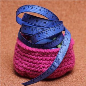 Knit Ribbons - Tape Measure Capri